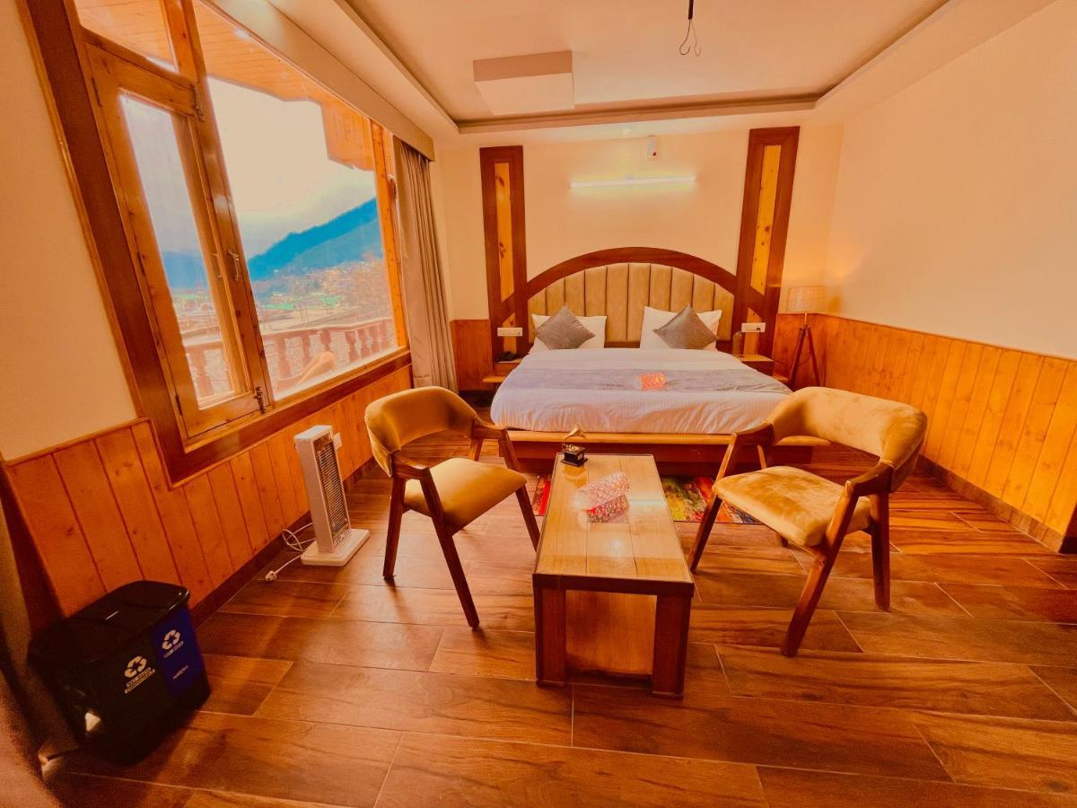 Le Green Resort, Mall Road Manali Ngoại thất bức ảnh