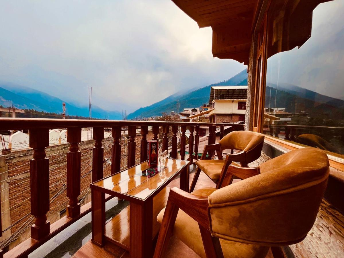Le Green Resort, Mall Road Manali Ngoại thất bức ảnh
