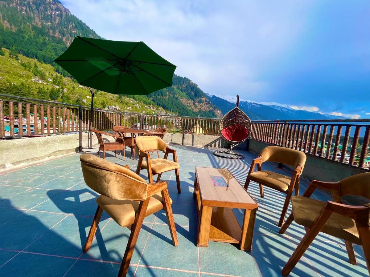 Le Green Resort, Mall Road Manali Ngoại thất bức ảnh