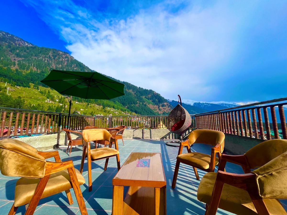Le Green Resort, Mall Road Manali Ngoại thất bức ảnh