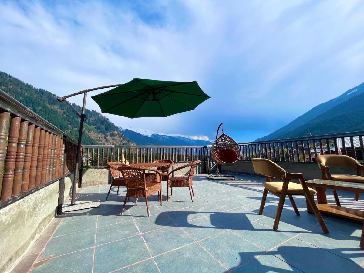 Le Green Resort, Mall Road Manali Ngoại thất bức ảnh